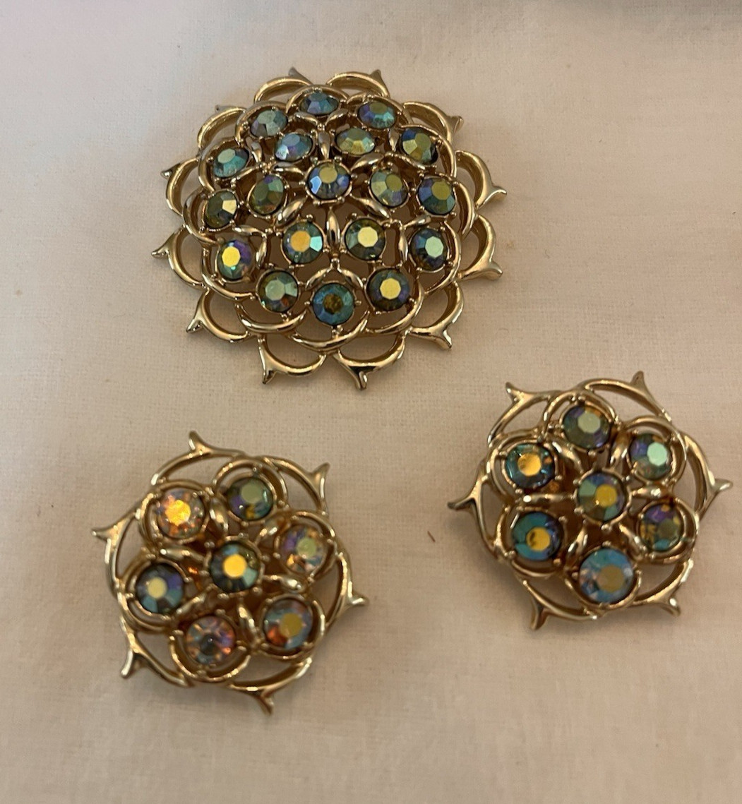 Vintage Lot Brooches/Pins, Earrings Florenza-Trifari-Coro-SaraCov