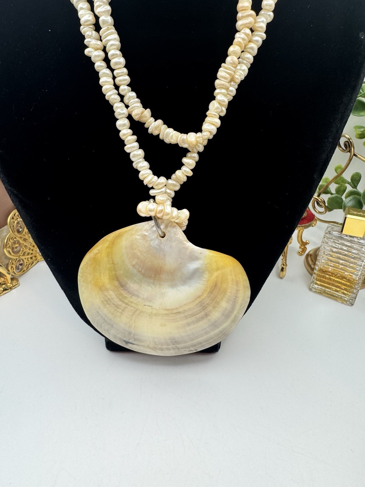Chunky And Long Necklace Freshwater Pearl And Mother of Pearl Shell Pendant