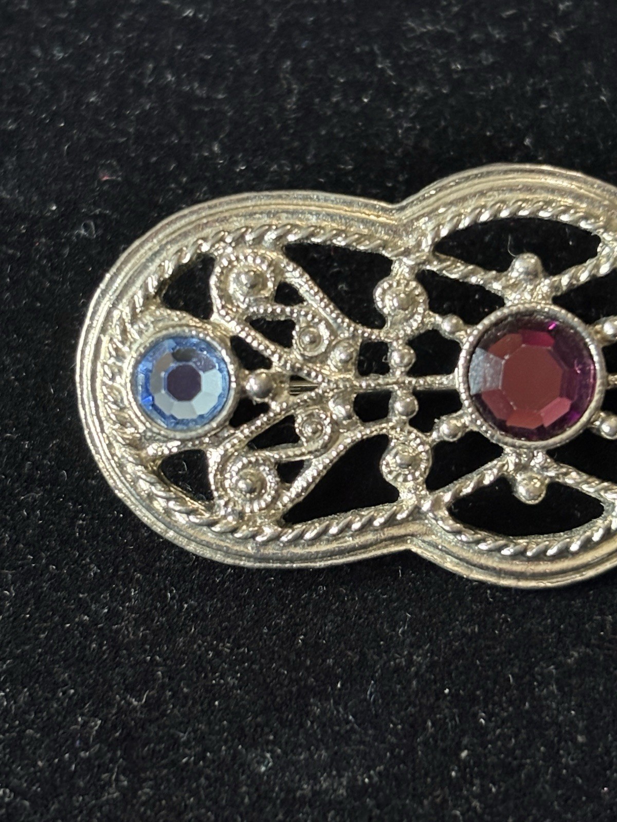 2” Silver Toned Brooch With Blue And Purple Glass Stones (19)
