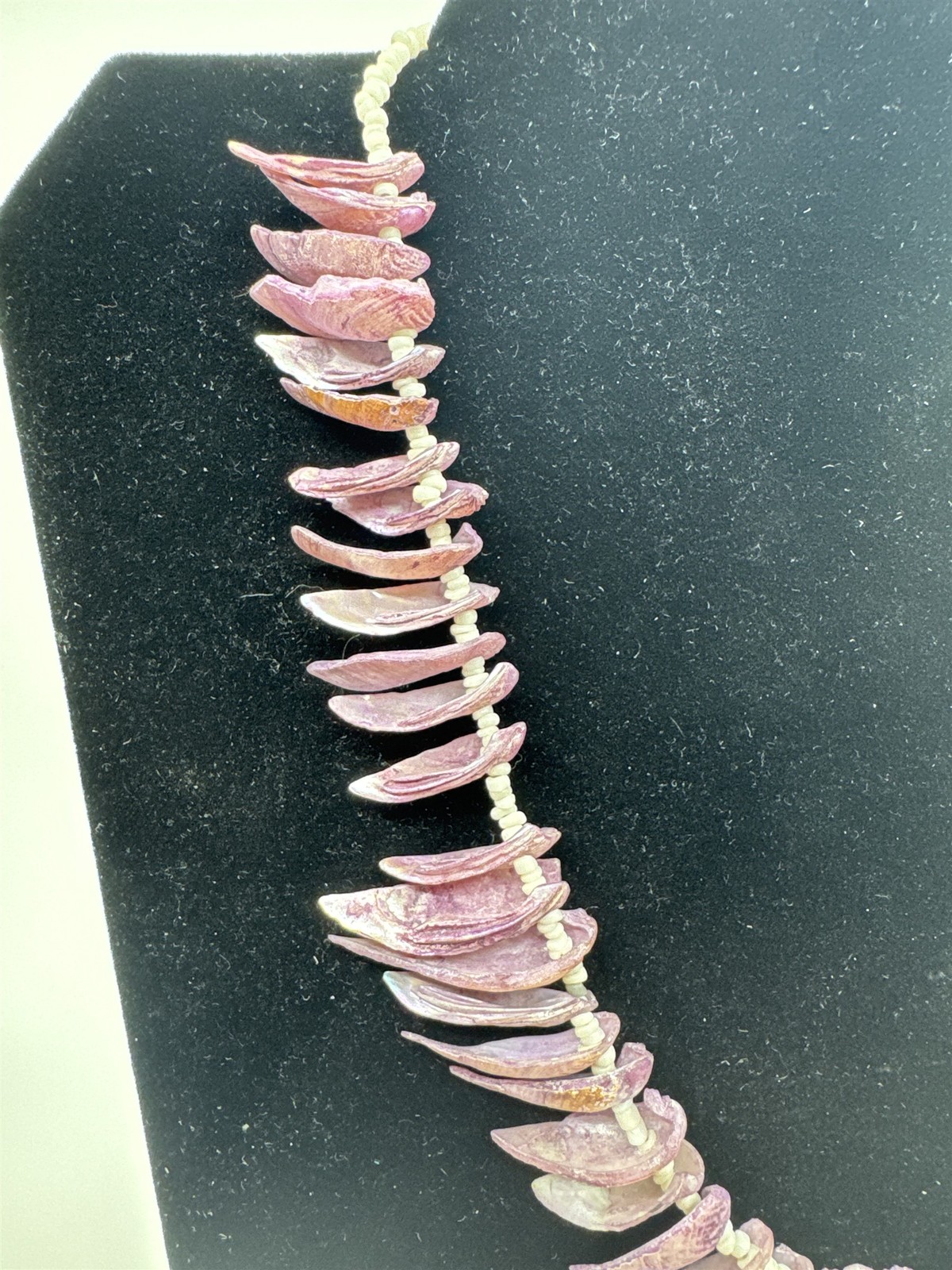 Vintage Hawaiian Natural Shell Purple-Toned Iridescent Sea Shell Pebble Necklace