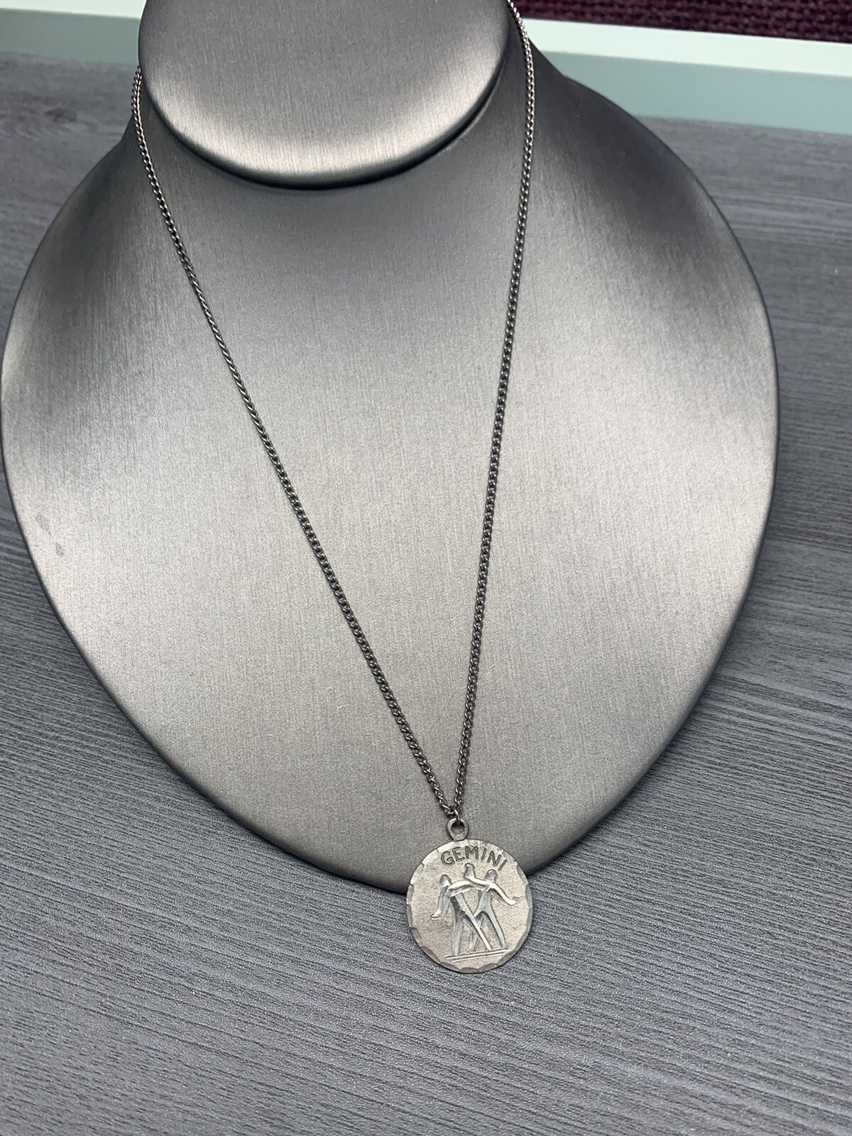 Vintage Pewter BDA Zodiac astrology Gemini Horoscope Pendant Necklace 18”