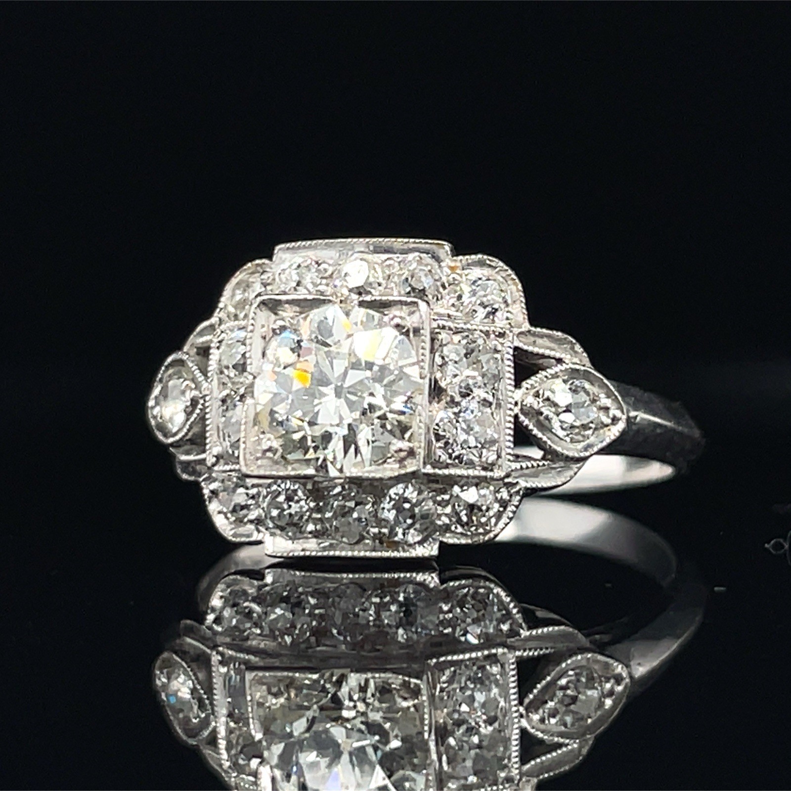 Art Deco Old European Cut Diamond Ring Set In Platinum