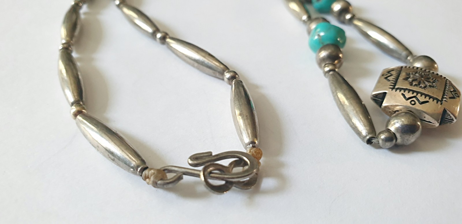 Beautiful Southwestern Vintage Silver Tone Beads & Turquoise Nugget 20″ Necklace
