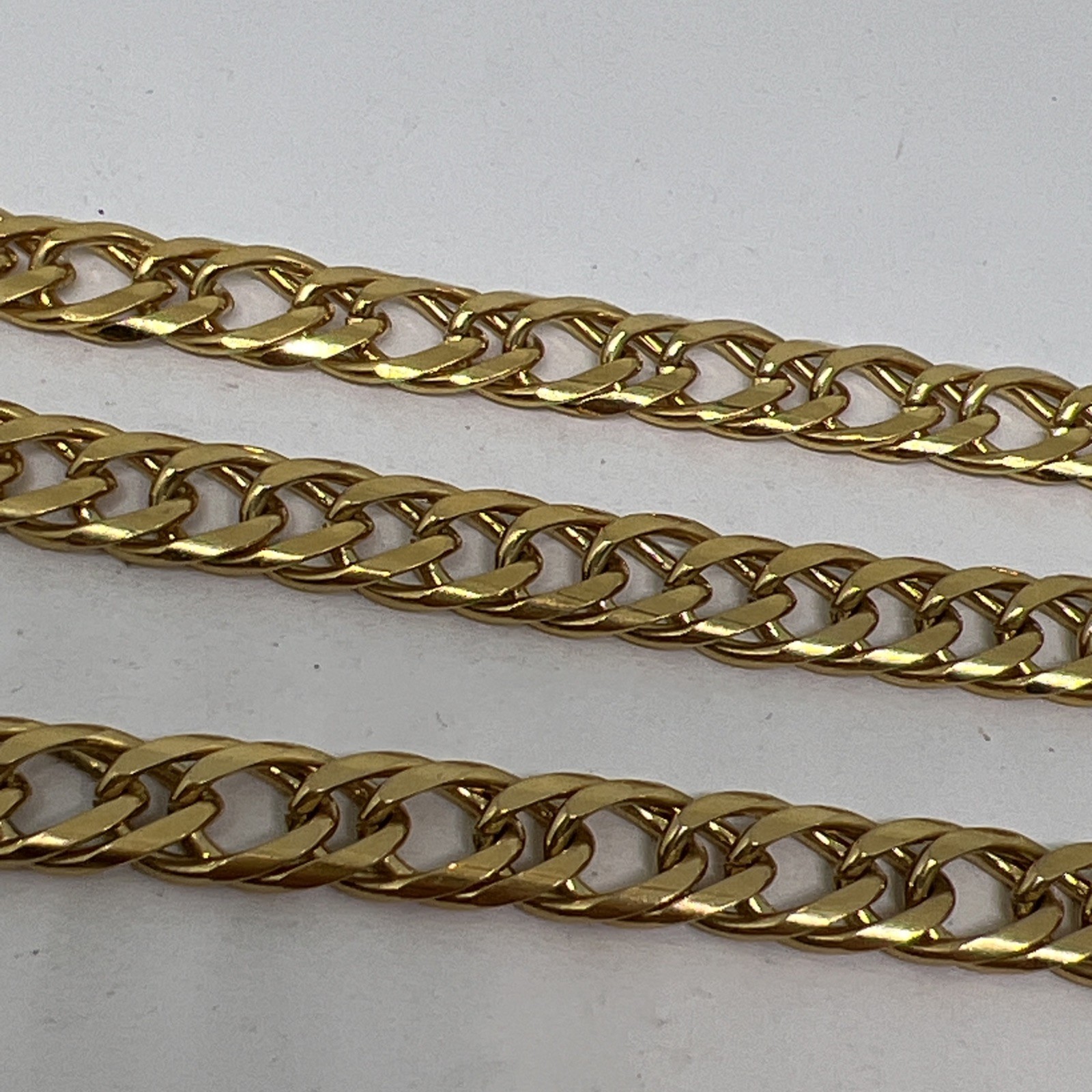Beautiful Vintage Shiny Gold Tone Double Link 18” Necklace & Bracelet Set