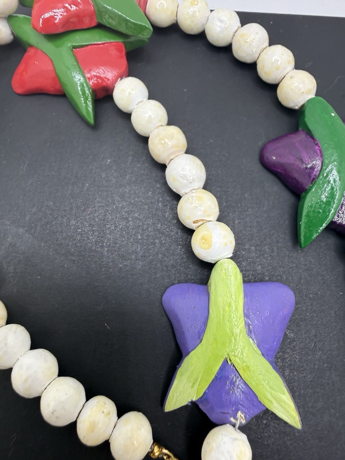 Vintage Hand-Carved Wood Orchid Necklace Tropical Flowers Red Cream Purple