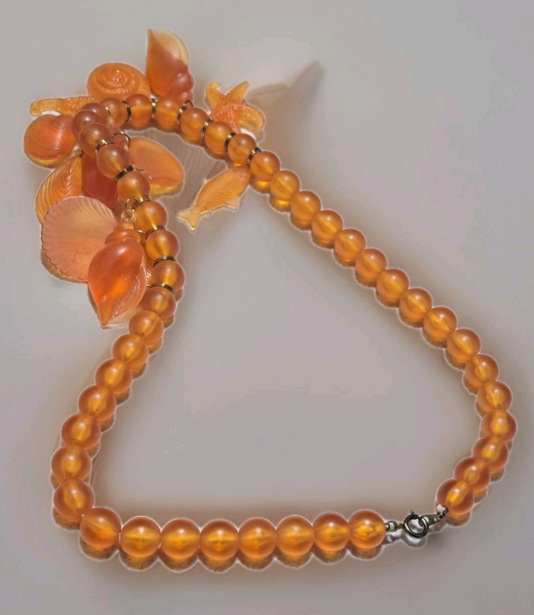 Vtg Lucite Acrylic Retro Glowing Amber Unique Beaded Necklace Shell Fish Charms