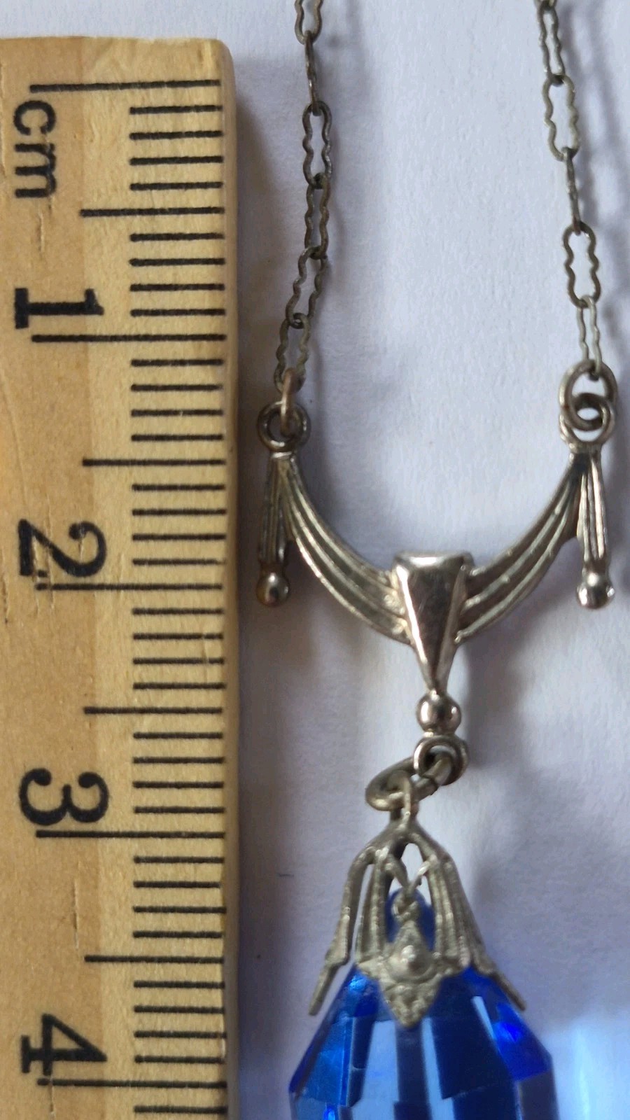 Necklace Art Deco Blue Crystal Sphere Faceted Shape Silver Tone Chain 15.75″