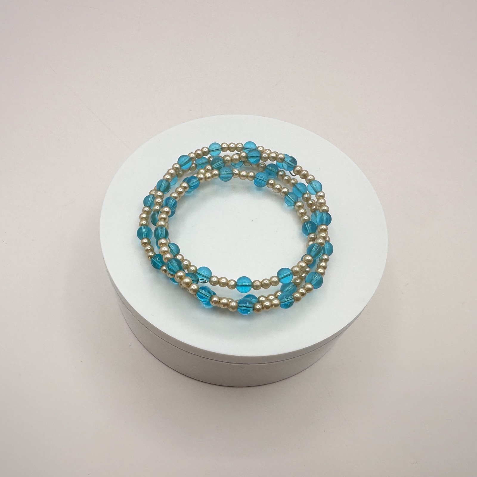 Vintage Y2K Multi Strand Wrap Beaded Bracelet Retro Women’s Classic Jewelry