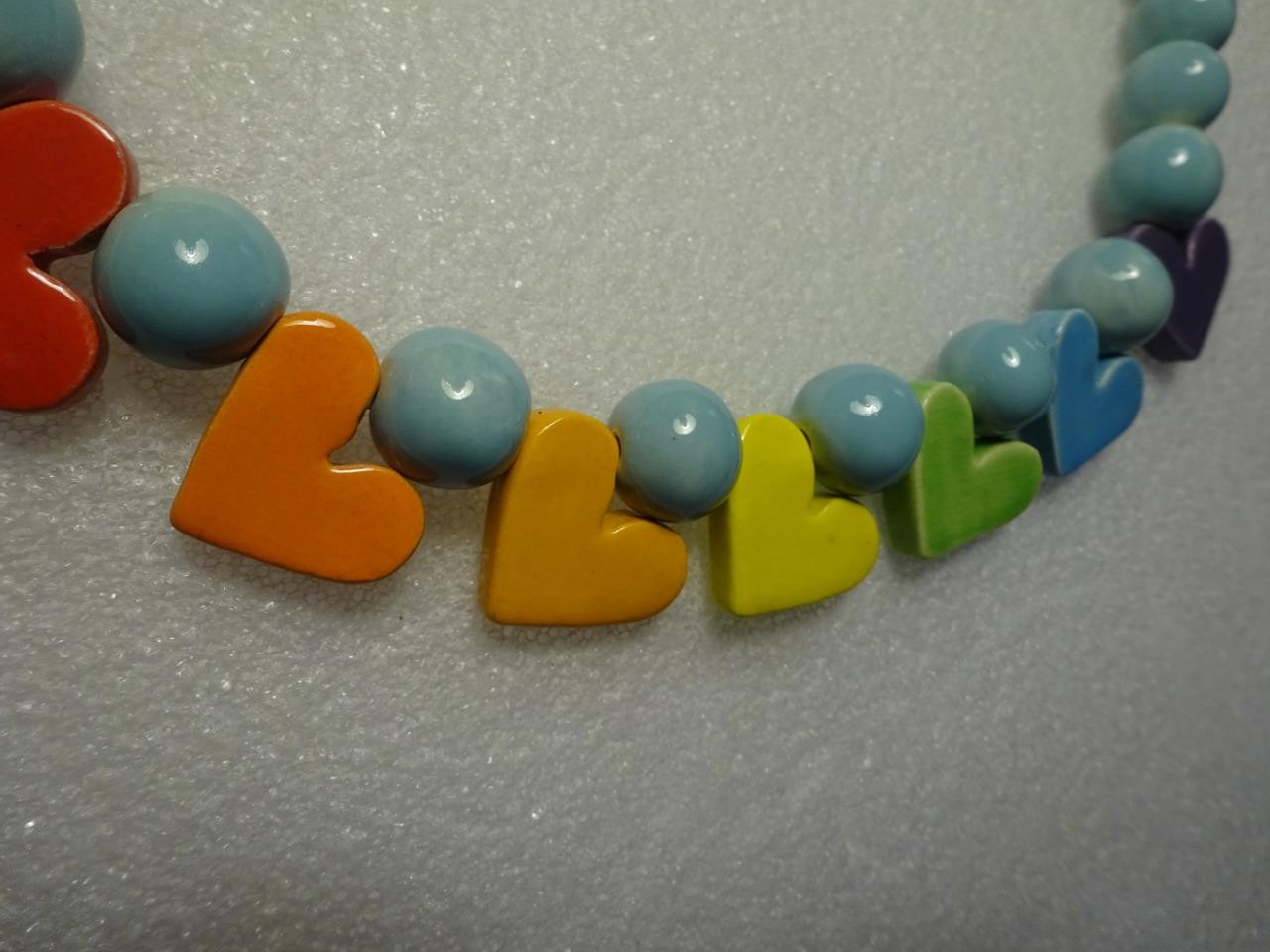 ANTIQUE 1970s PARROT PEARLS COLORFUL NECKLACE “Ceramic Beads & Hearts” STUNNING