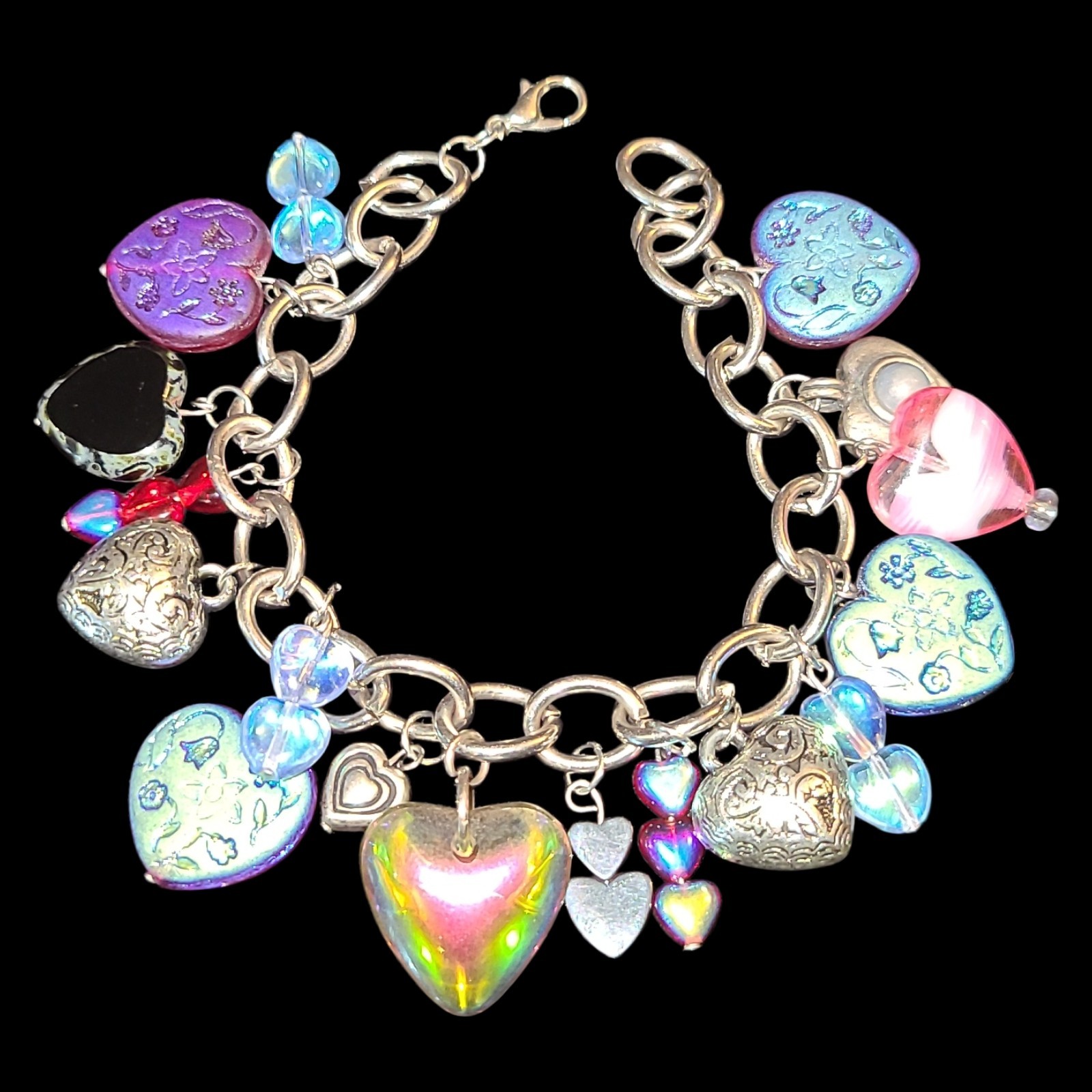 Art Glass Heart Charm Bracelet Silver Tone Red Purple Iridescent 8″