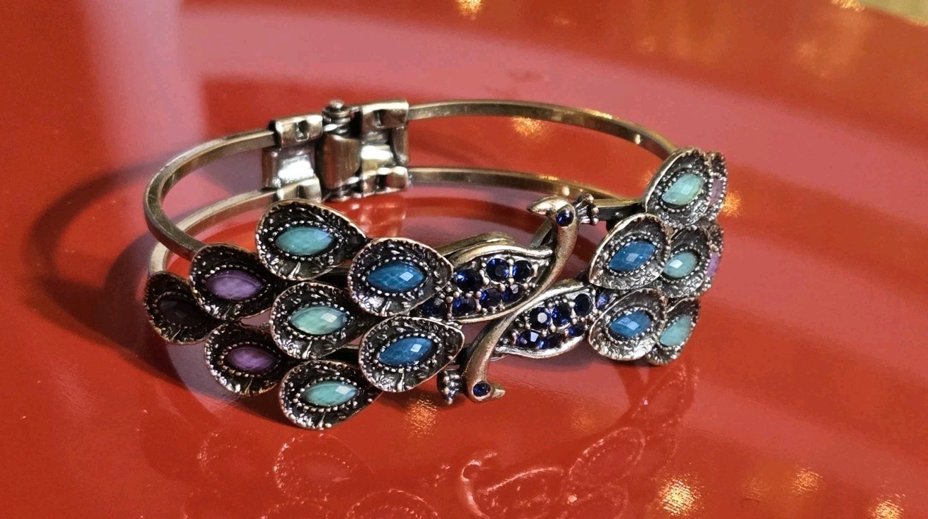 Vintage Antiqued Gold Tone Peacock Blue Purple Rhinestone Beads Hinged Bracelet