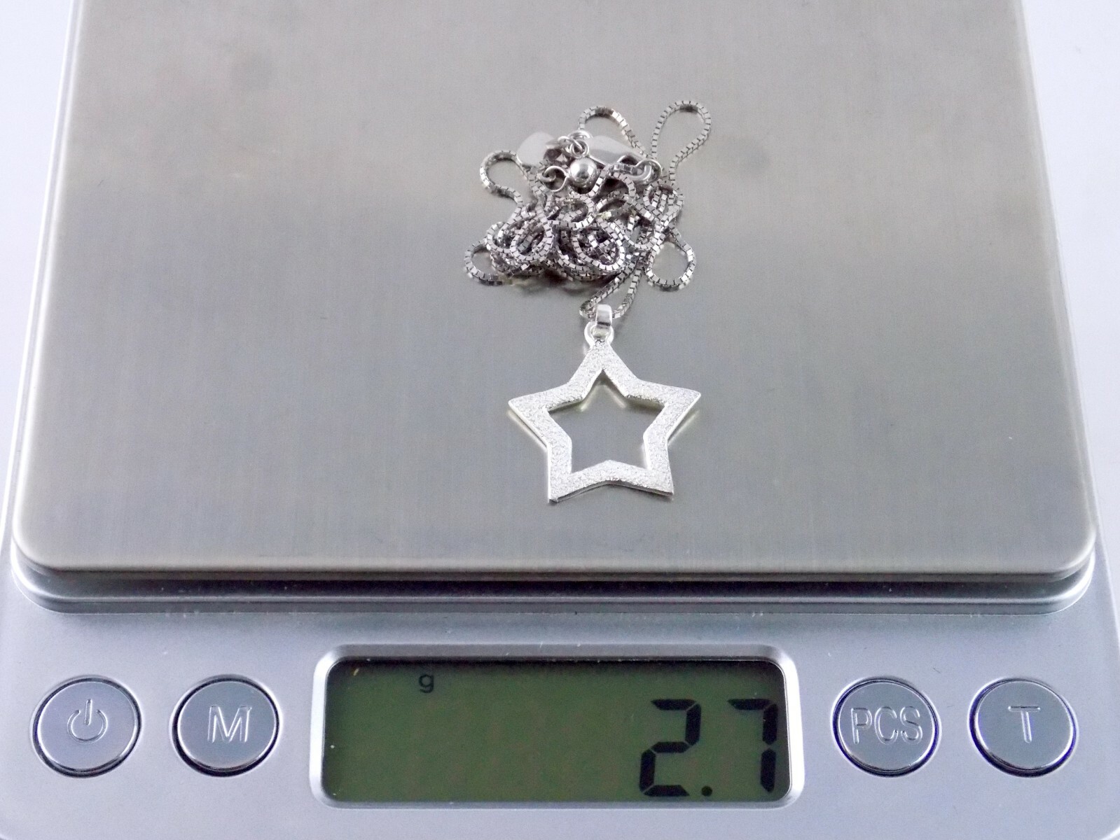 SU Star Pendant Necklace on Box Chain 925 22 Inches 2.7 Grams