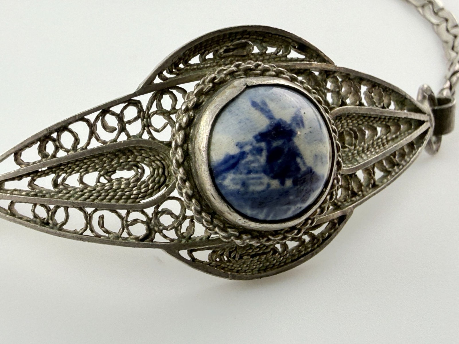 Vintage 800 Silver Filigree Blue Delft Dutch Porcelain Windmill Bracelet 7.25 In
