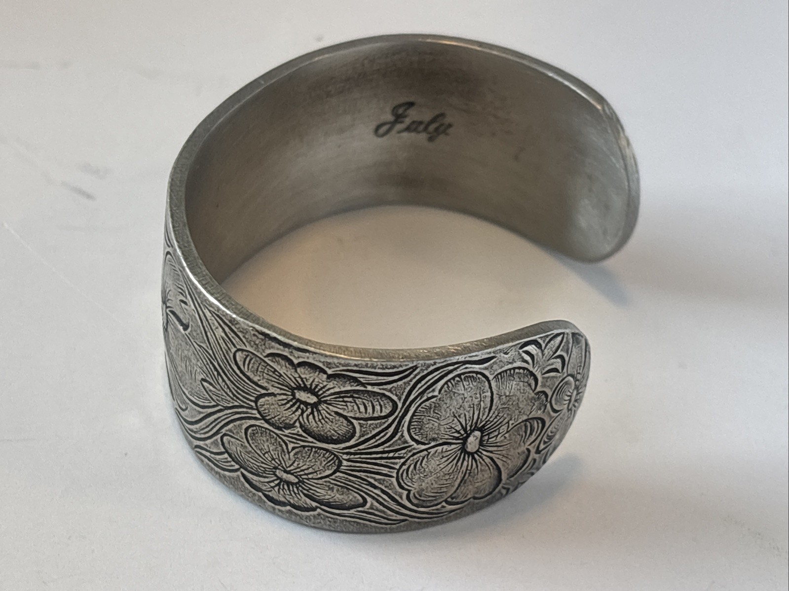 Cuff Bracelet Salisbury Pewter Vintage July Flower of the Month Silver Tone