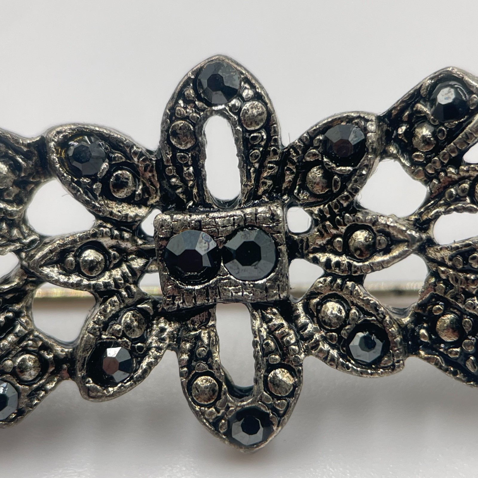 Vintage Antique Style Pewter Tone Black Rhinestone Filigree Bar Brooch Pin Retro