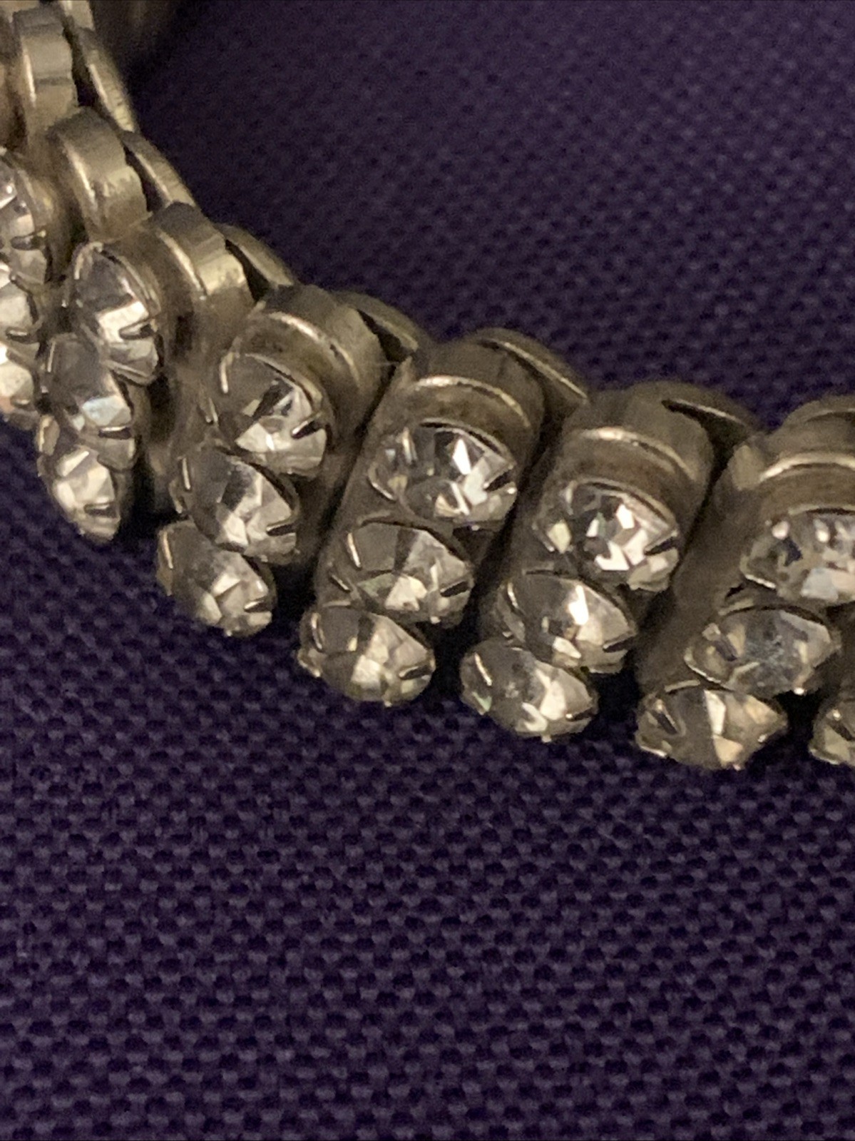 STUNNING VINTAGE HINGED, EXPANDING RHINESTONE BRACELET, MADE IN HONG KONG