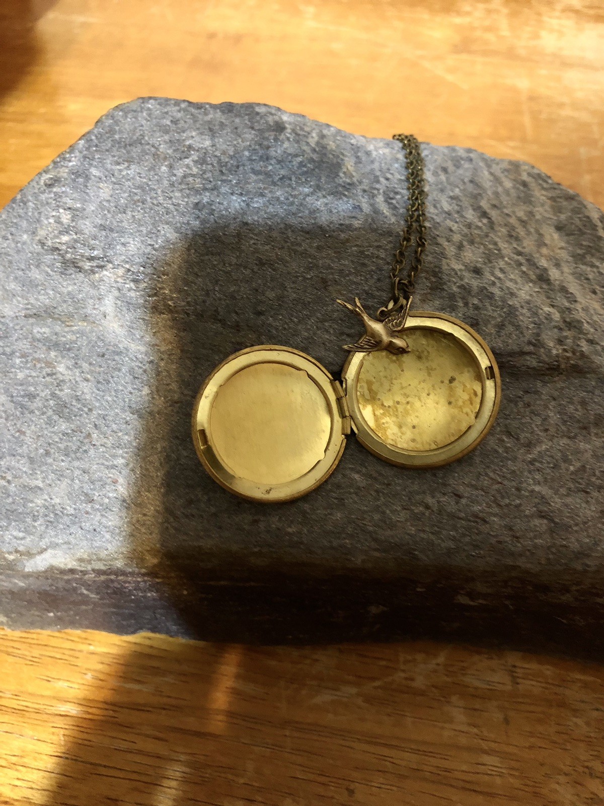 Tree Of Life w/Bird Vintage Locket Necklace, Family Photos & Keepsakes Pendant