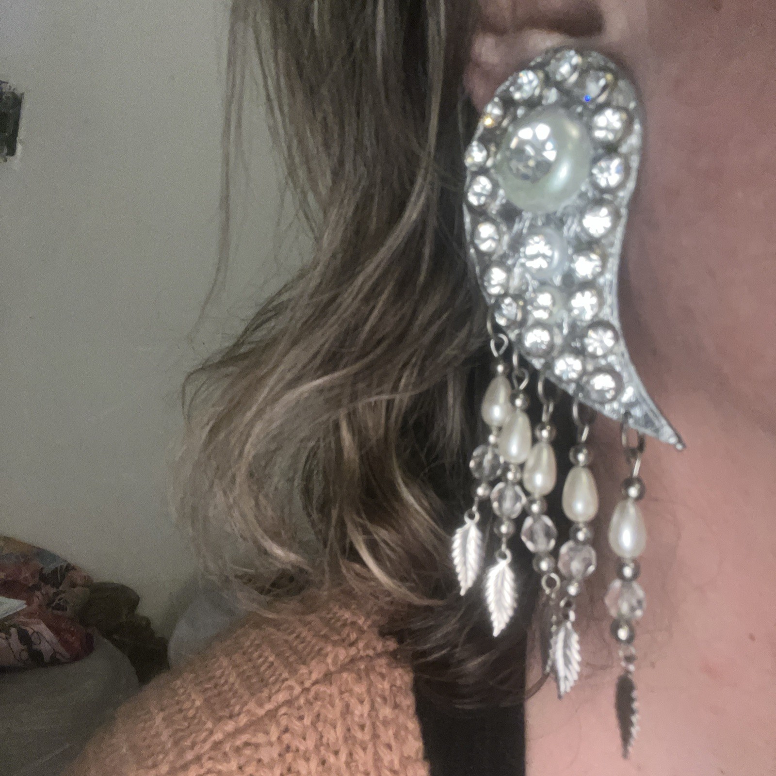 Vintage Silver leather Rhinestone And Pearl Lightweight Clip On Paisley Earrings