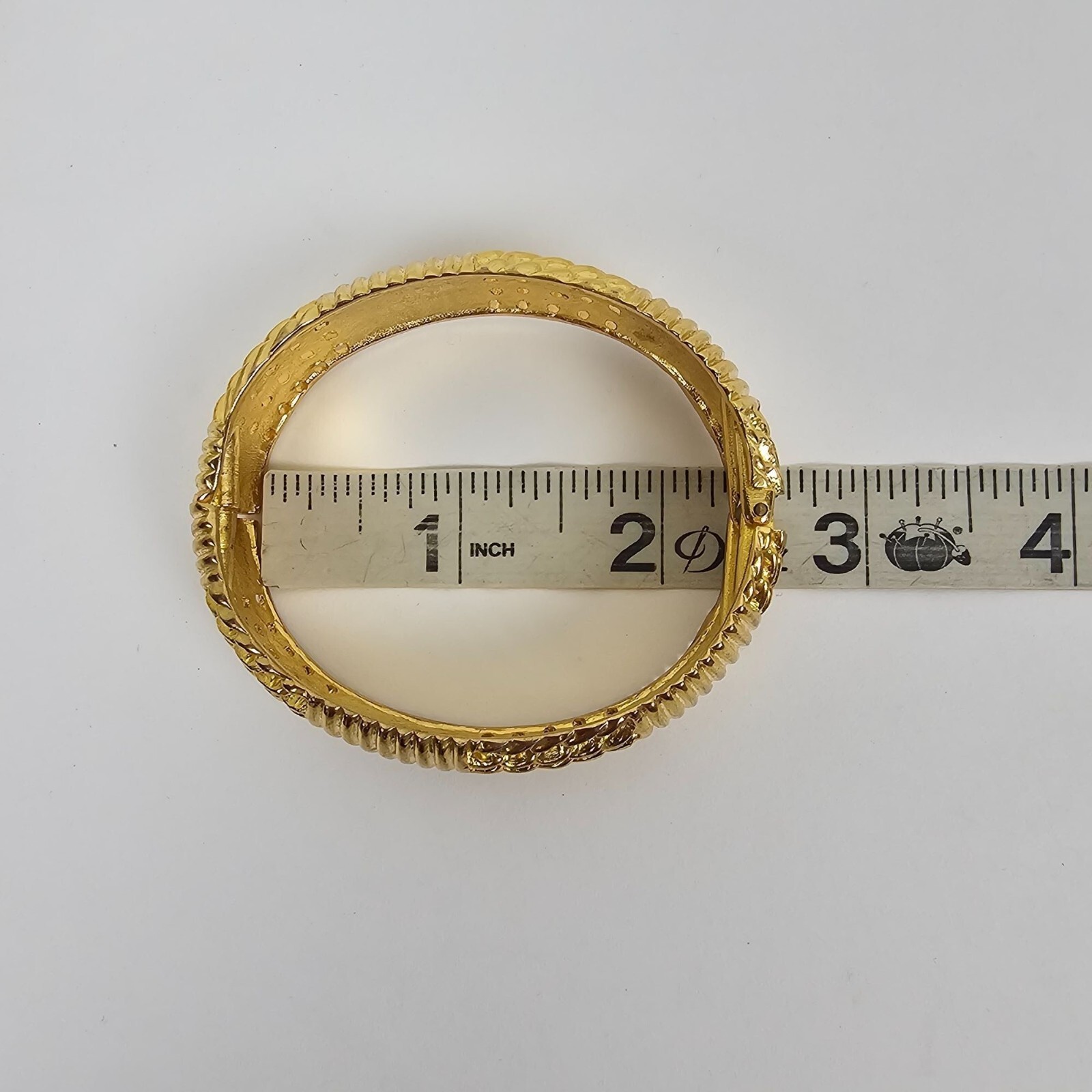 Vintage Gold Tone Hinged Clamper Bracelet Stripe Open Work Chunky Statement