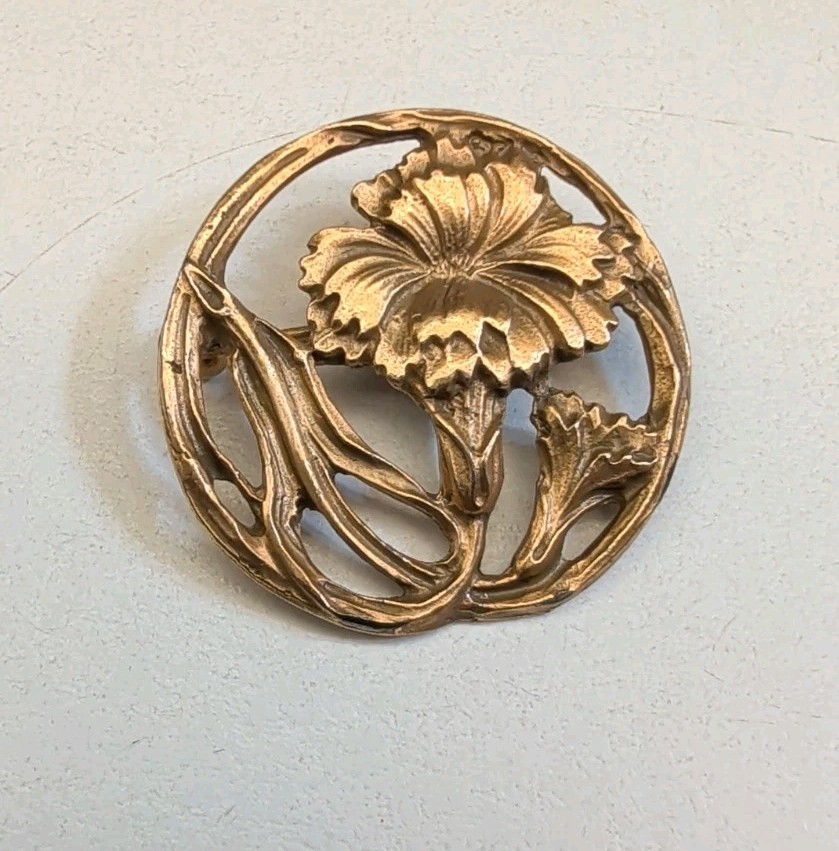 Vintage Signed ALVA Museum Replicas Art Nouveau Gold Tone Openwork Flower Brooch