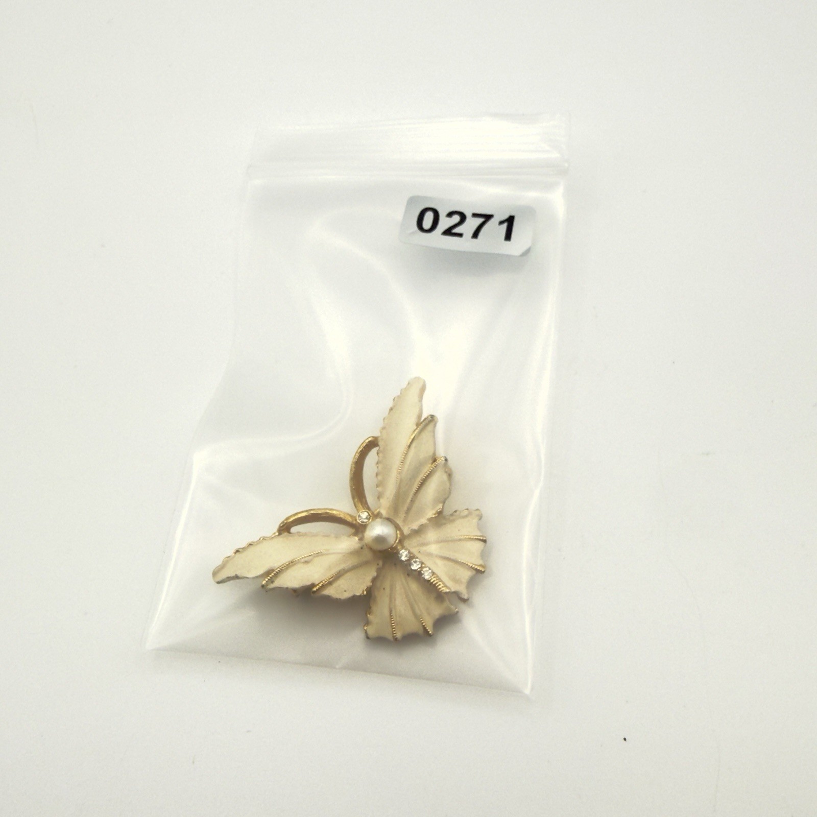 Vintage Butterfly Rhinestone Brooch Cream Enamel Faux Pearl Gold Tone