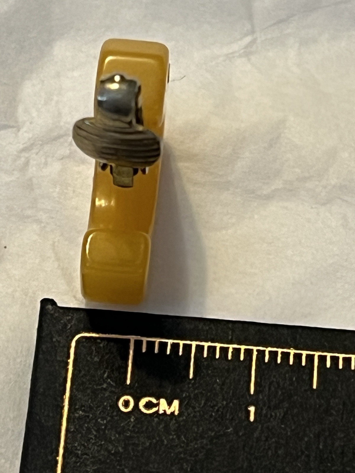 VTG Estate Butterscotch Bakelite Earrings Clip-On 1/2”x1/2cm Modern Minimalist