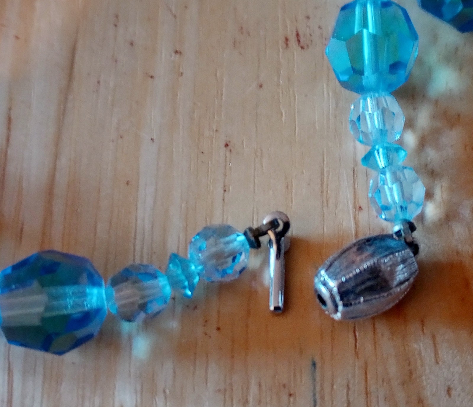 Vintage Jewelry Blue & Clear Faceted Cut Glass Beaded Necklace & Clip Earrings