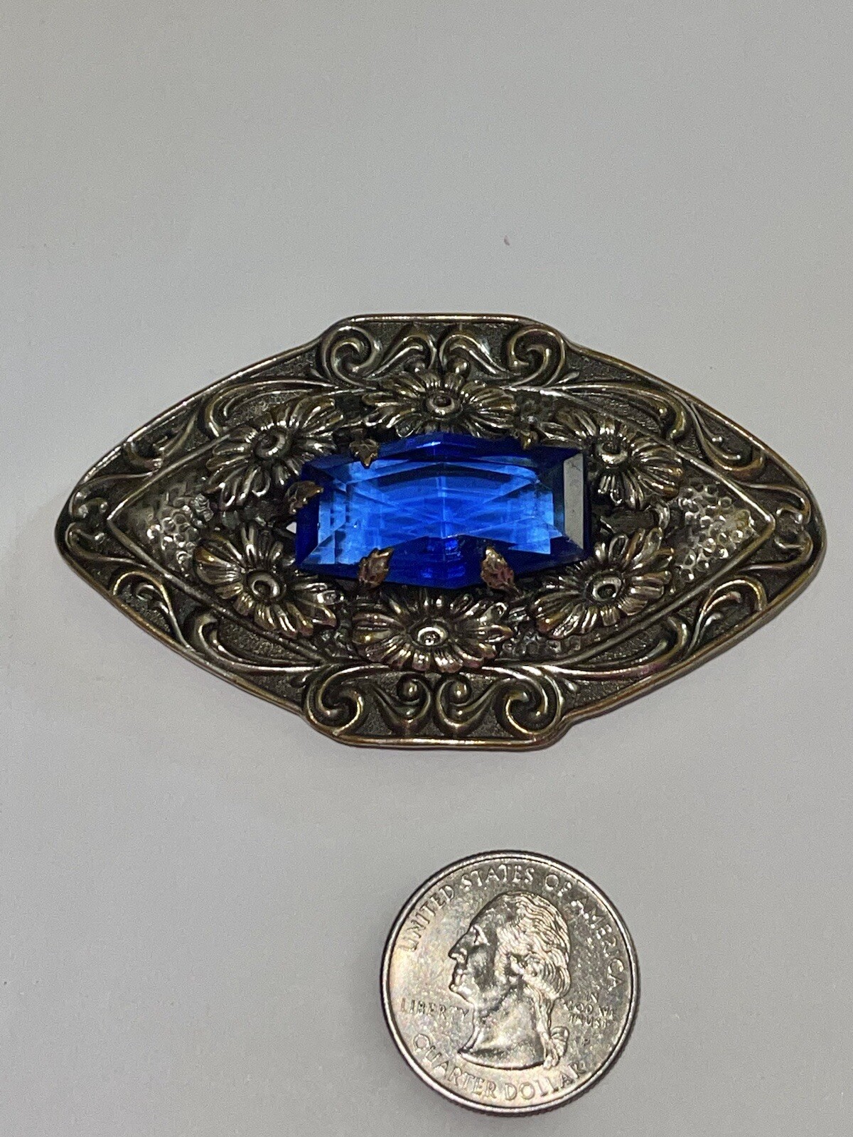 Art Nouveau Deco Lozenge Shape Blue Czech Glass Silvertone Filigree Brooch