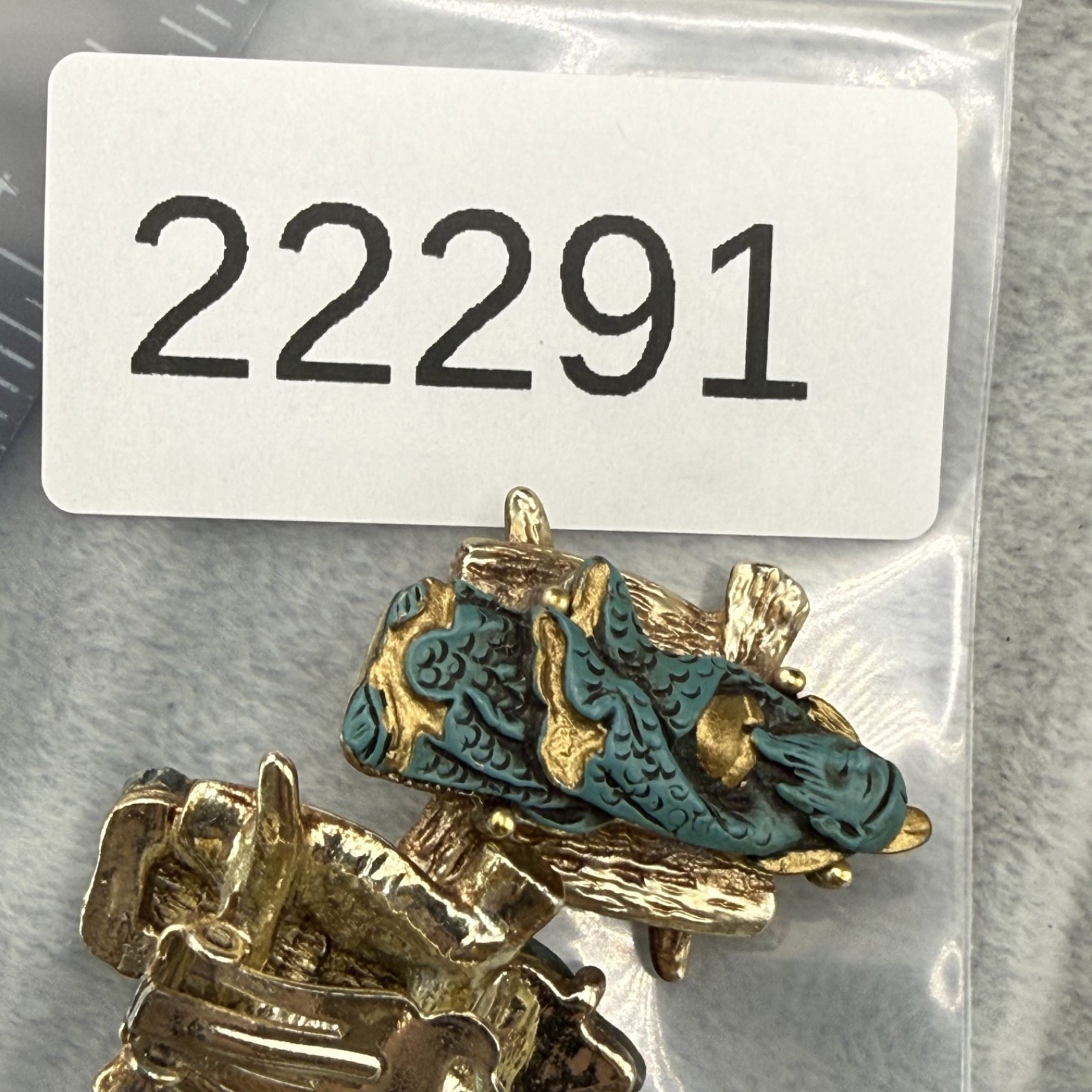 Vintage Dina Clip On Earrings Gold Tone Asian Theme