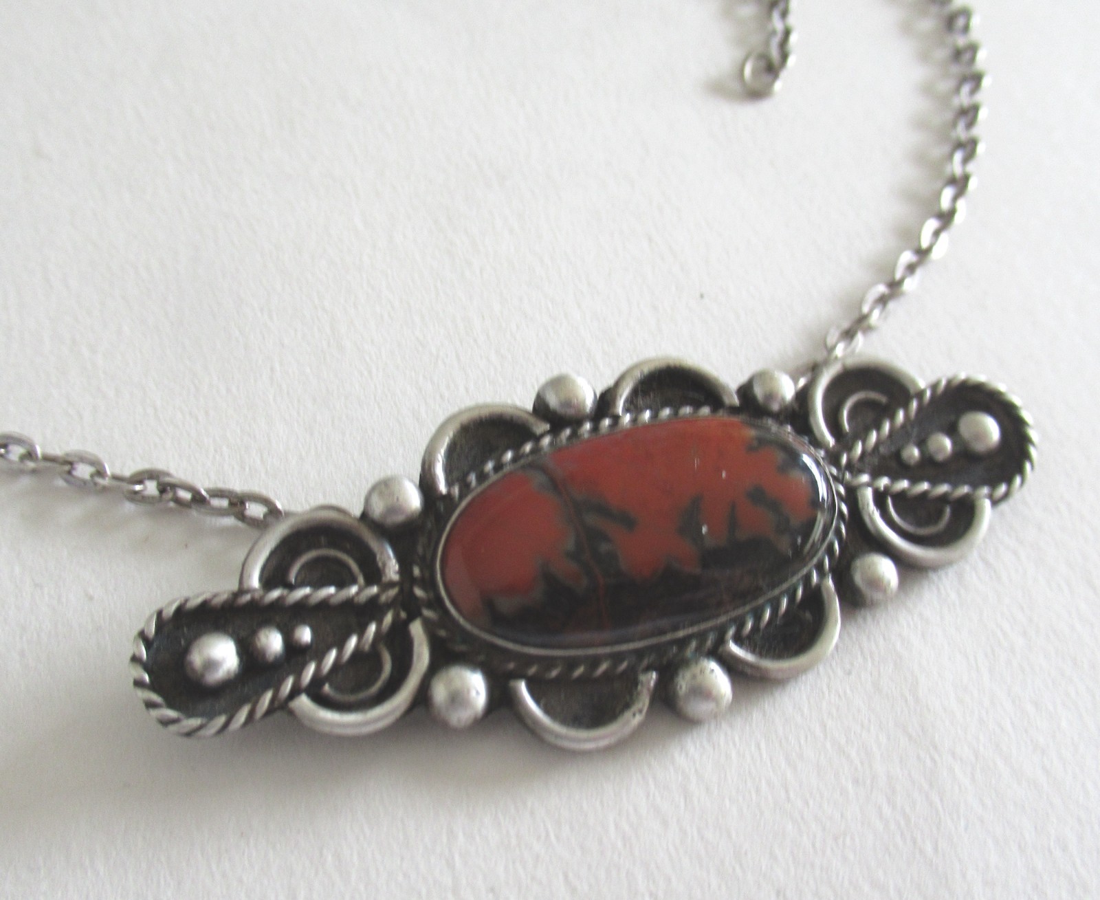 2 3/8 INCHES VINTAGE NAVAJO STERLING PETRIFIED WOOD PENDANT NECKLACE BROOCH
