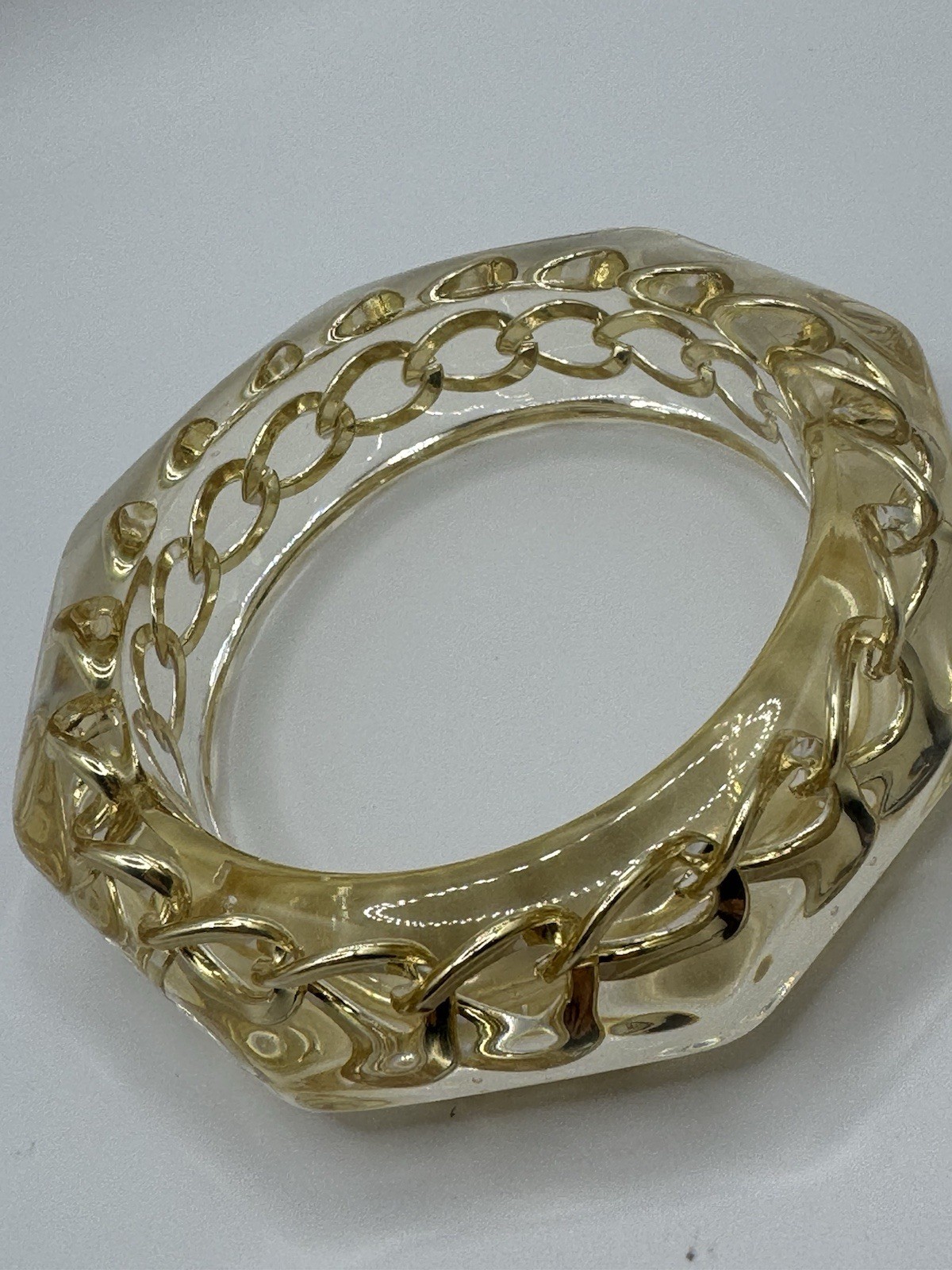 Luxury Vintage 1950s Faceted Lucite Bangle With Gold-Plated Curb Chain Bracelet
