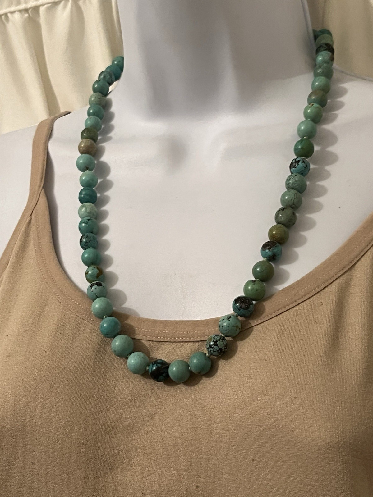 Vintage Hubei Turquoise Beaded Necklace 23.5 in 70 Gram 10.1 mm Double Knotted