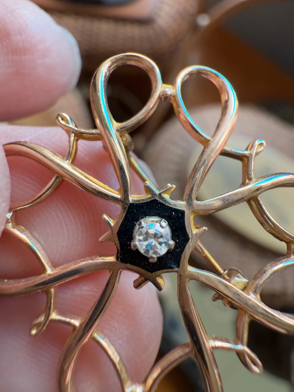 Beautiful 10k gold Vintage Diamond onyx brooch Avon service award pin 1960s 2.5g