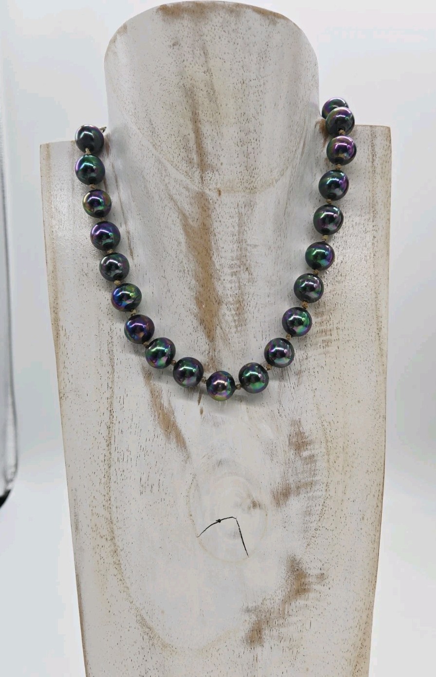Peacock Black Pearl Hand Strung Beaded Choker Necklace Hand tied knot Vtg 16 in