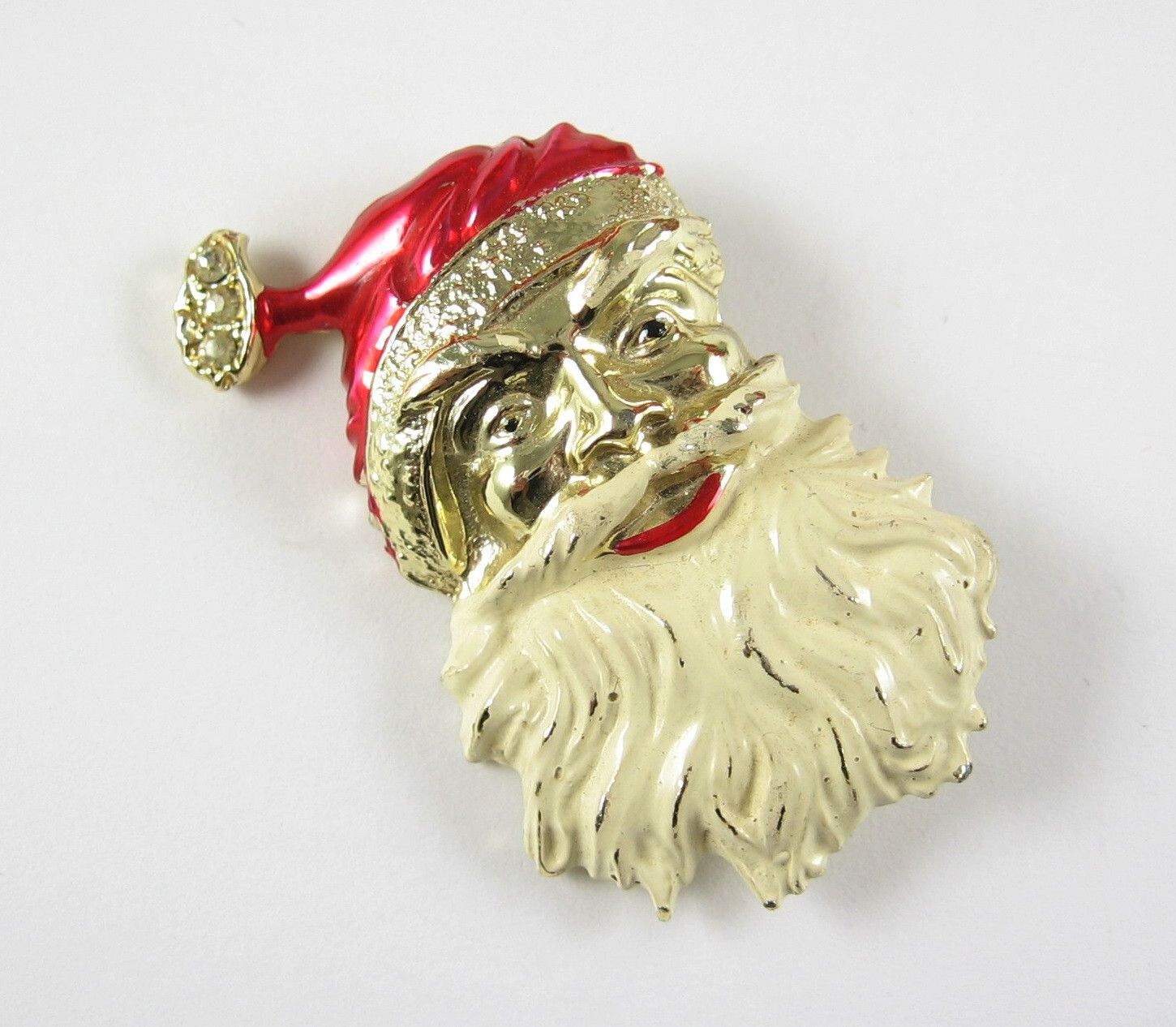 Angry SANTA CLAUS with ATTITUDE PIN Vintage Enamel Booch Goldtone Christmas 2″