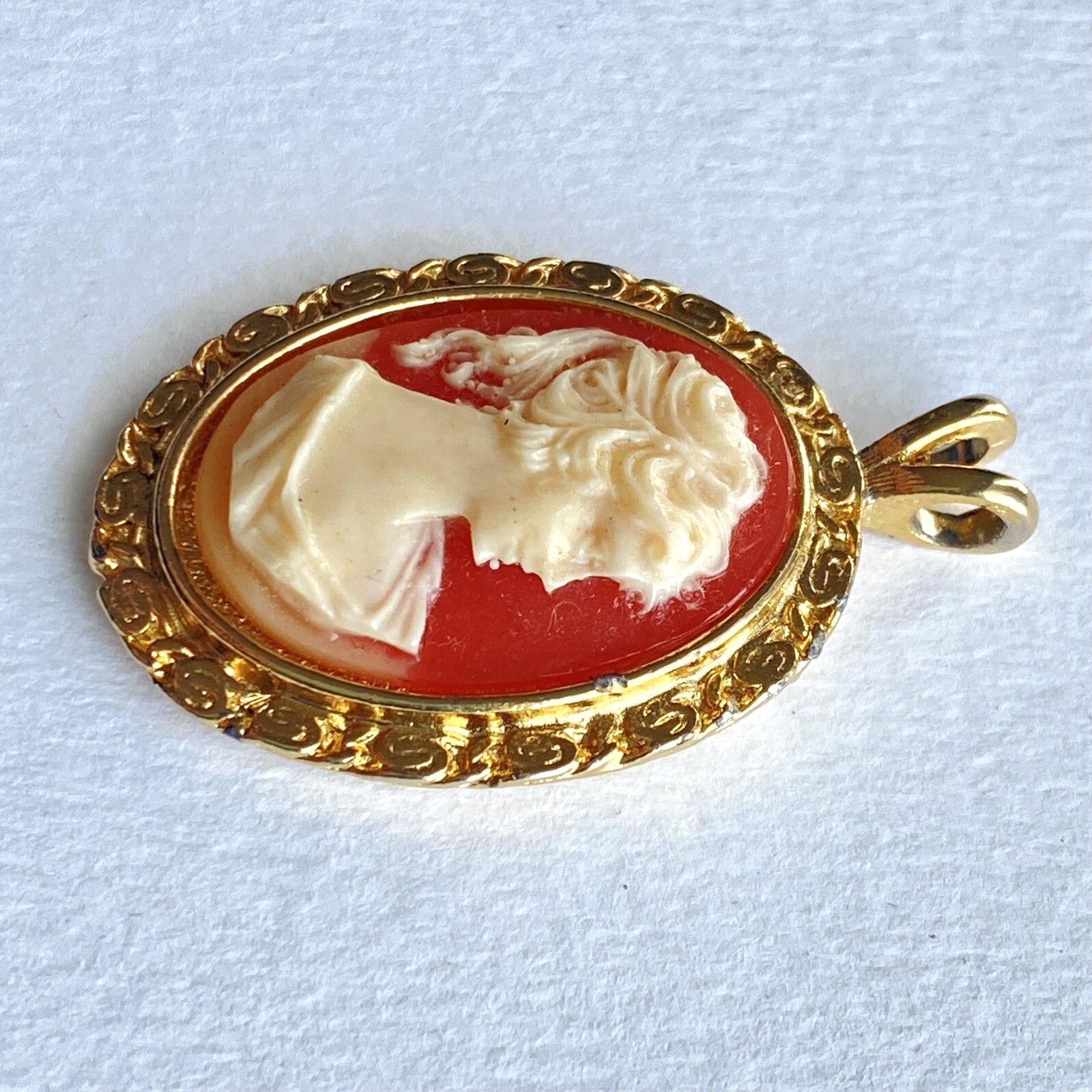 Vintage Romantic Cameo Woman Portrait Gold Tone Faux Orange & Cream Pendant