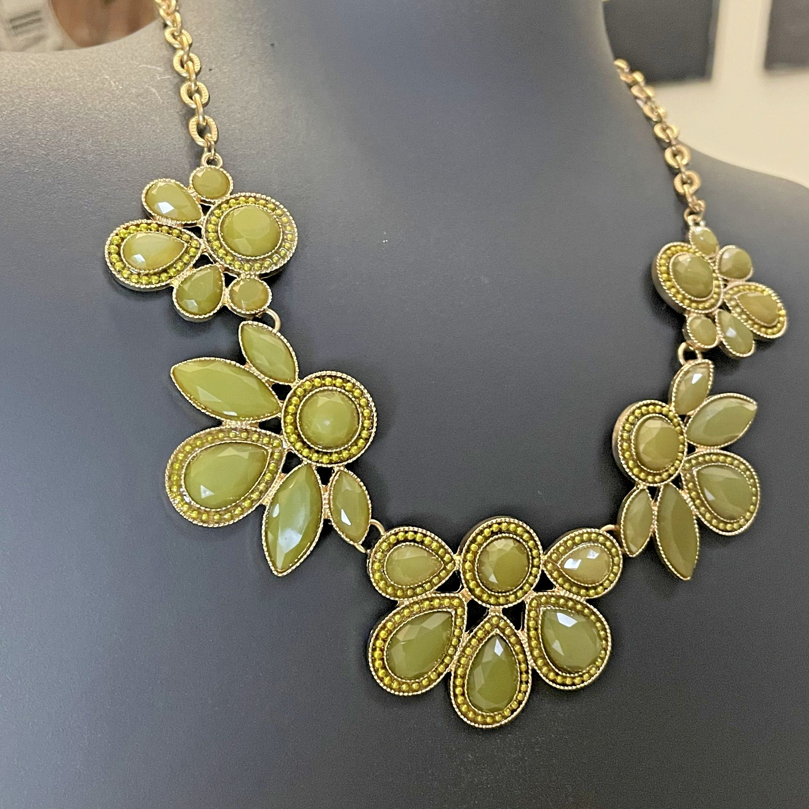 Unbranded Gold Tone Statement Necklace & Earrings Set with Olive Green Stones