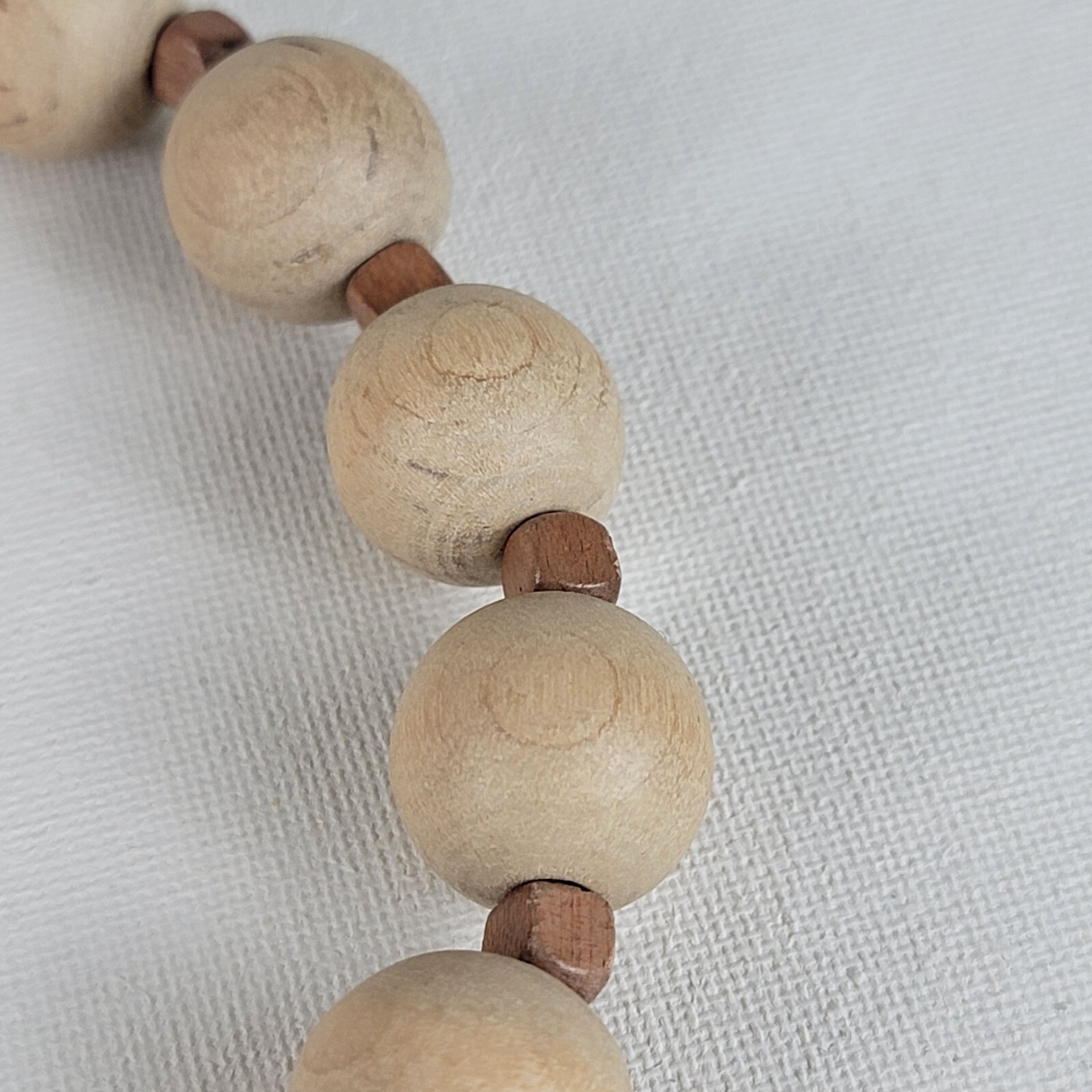 Vtg. Shell And Wood Bededed Necklace Light Pastel Tone Spring Ring Clasp 19″