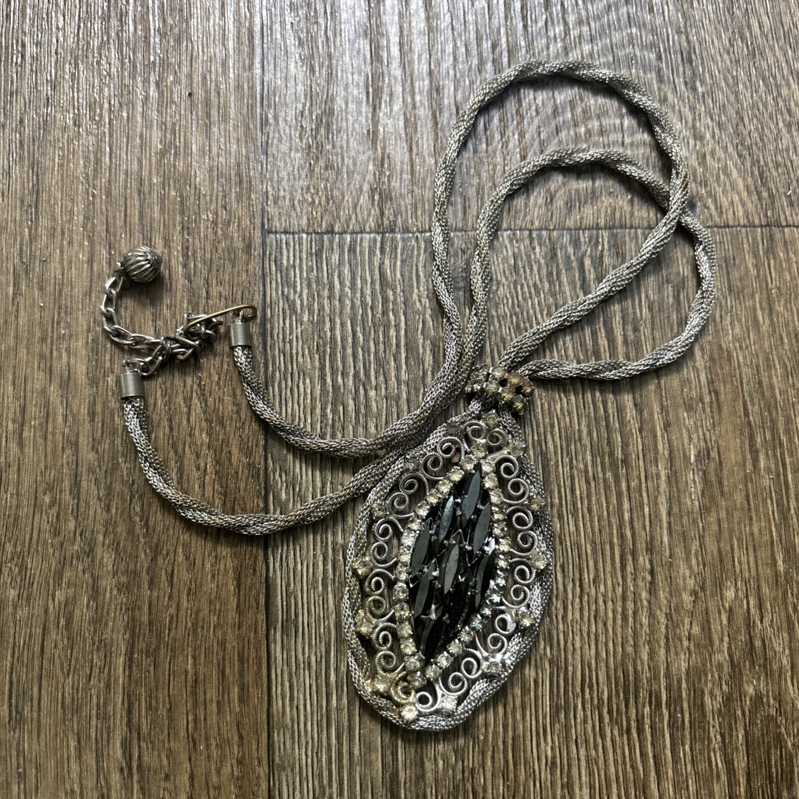 D&E Juliana Rhinestone Hematite Navette Silver Scrollwork Mesh Necklace