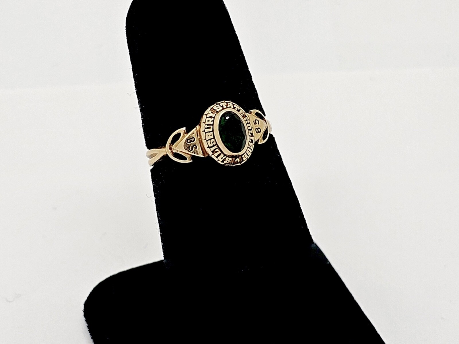 VINTAGE 1985 SALISBURY STATE COLLEGE 14K GOLD LAB EMERALD SCHOOL RING,6.5