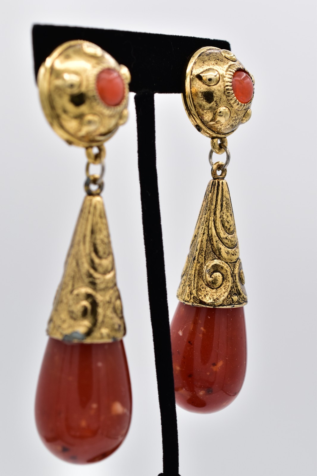 Vintage Gold Red Jasper Lucite Teardrop Clip On Earrings Boho Statement 80s BinH