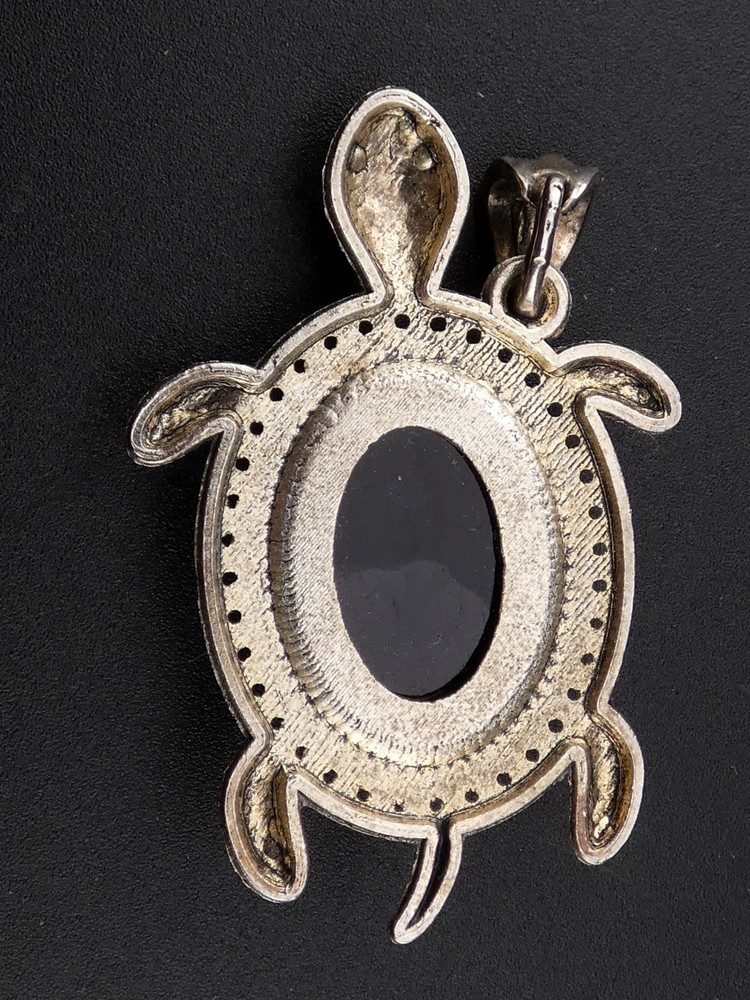 Vintage Silver Tone Turtle Tortoise Pendant with Rhinestone Eyes