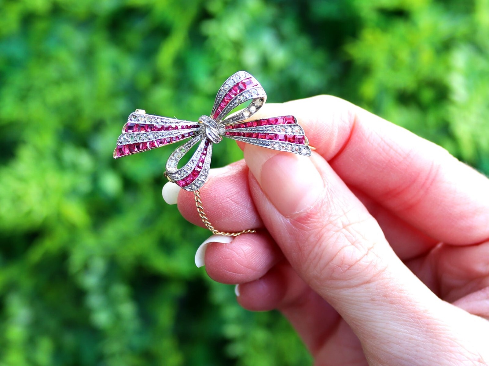 Antique 0.78Ct Ruby and 0.40Ct Diamond 18k Yellow Gold Bow Brooch Circa 1910