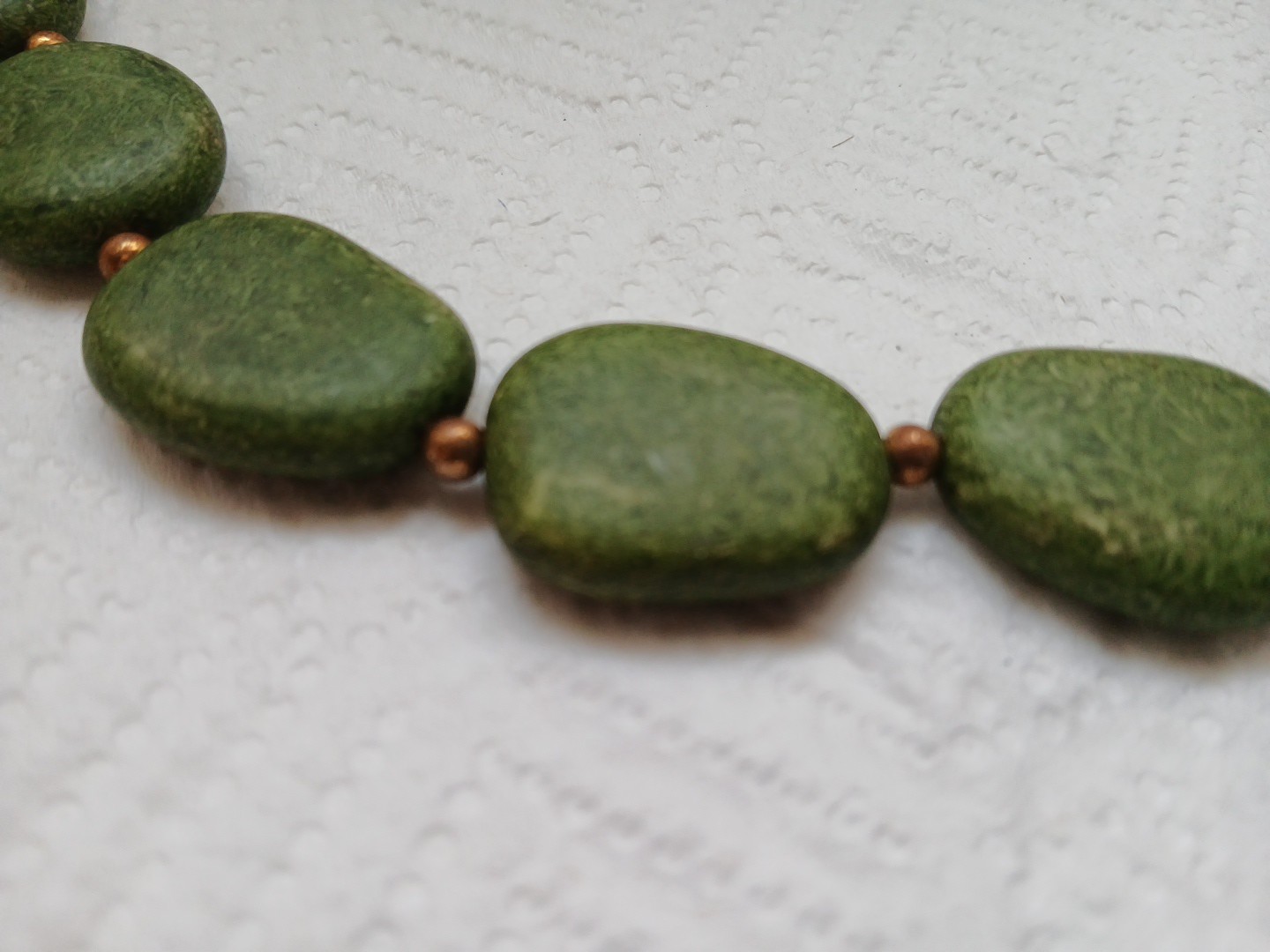 Vtg Retro/Mid Century Style Genuine Green Lucite 24″ Necklace Made In Hong Kong