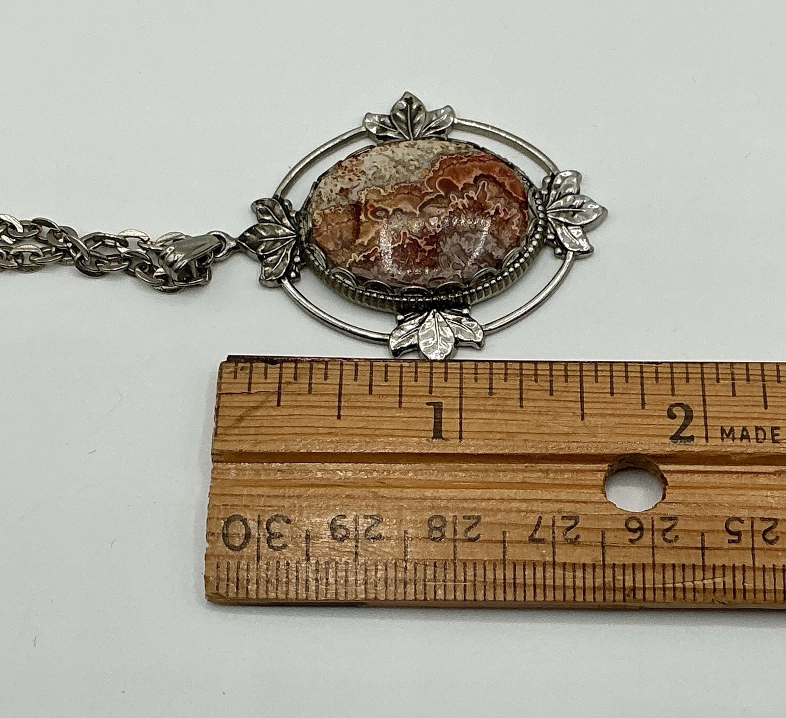 Vintage Lace Agate Pendant Silver Metal Ornate Setting With Chain