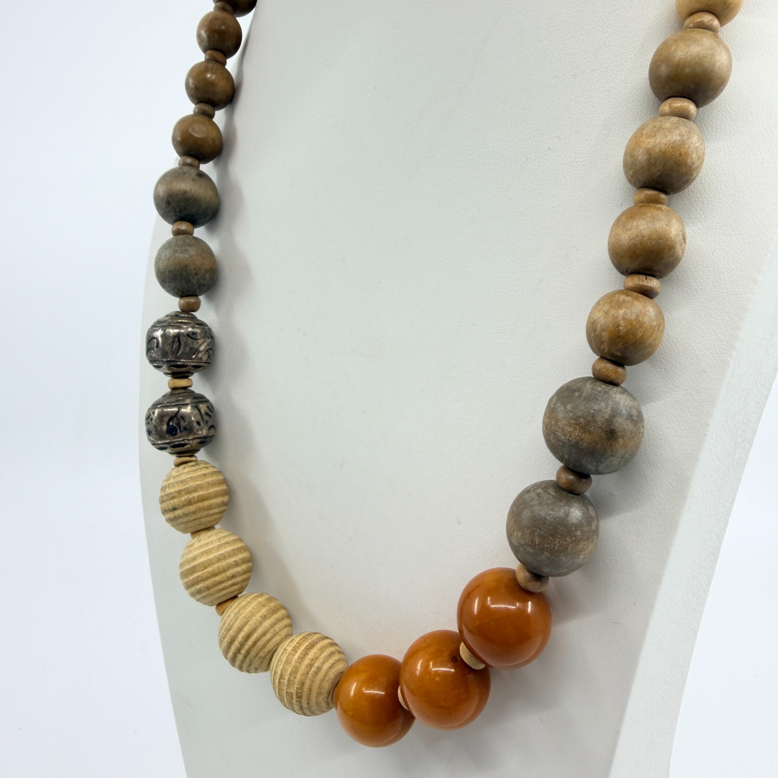 Vintage Y2K Boho Chunky Wood Acrylic Statement Necklace Brown Earthy Beaded