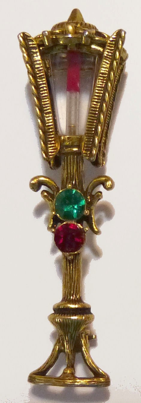 Vintage Signed Hollycraft Victorian Christmas Lamp Post Brooch Pin