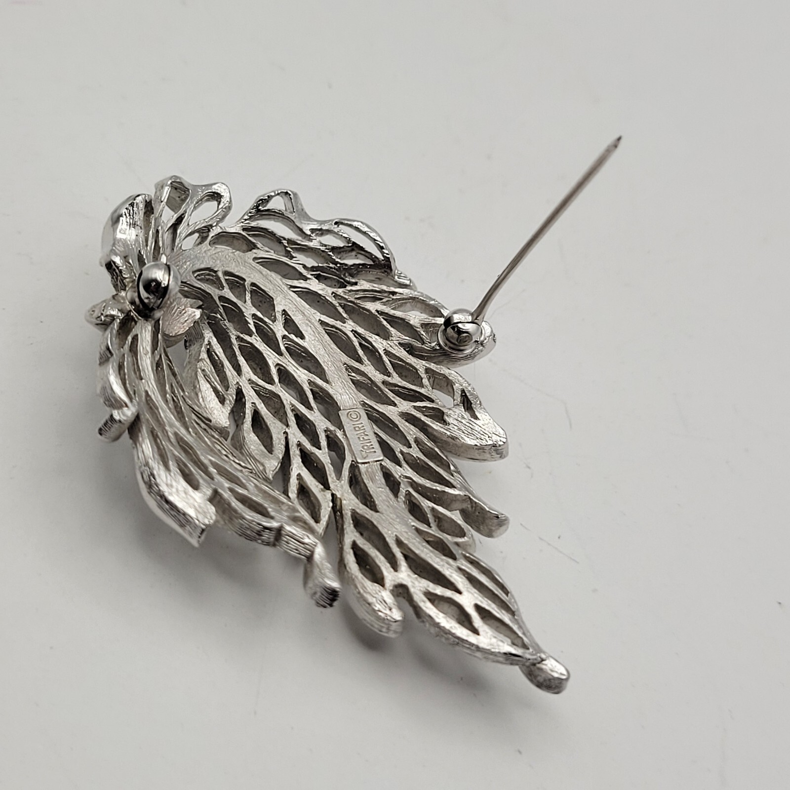 Vintage Crown Trifari Brooch Silver Tone Nature Leaf Swag Matte Polished Signed