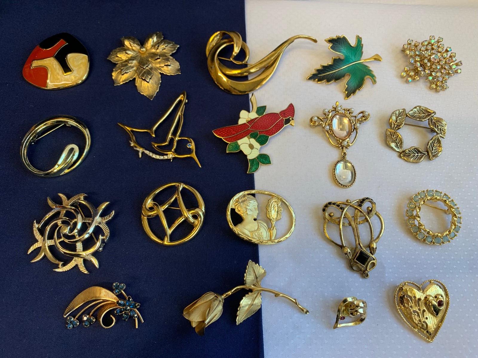 Vtg Brooch Lot Giovanni Gerrys Monet Sarah C Avon Scatter Pins Costume Jewelry