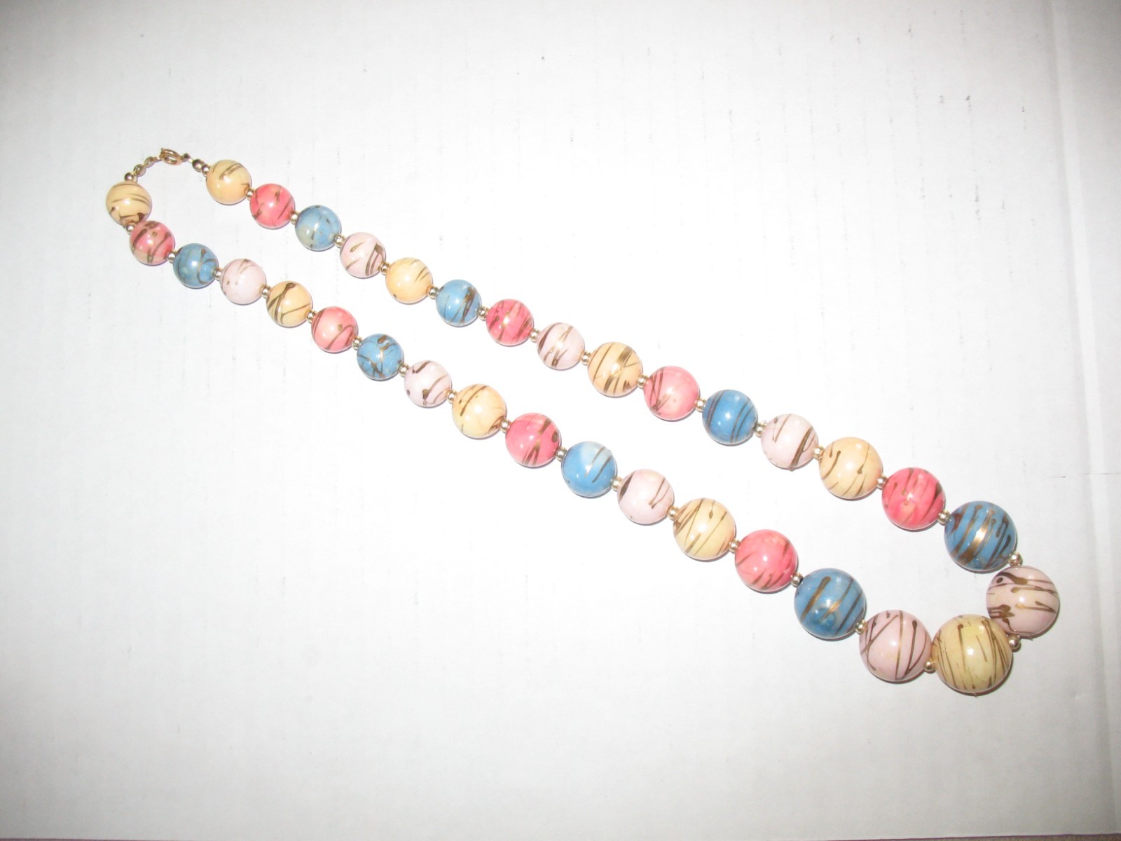 vintage 12″ COSTUME NECKLACE~ COLORFUL BALLS w/ GOLD LINES ~ NICE